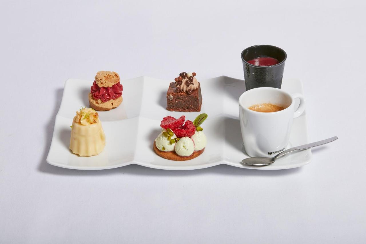Hotel Chateau Des Tourelles - Relais Thalasso & Spa Pornichet Luaran gambar
